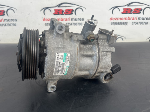 Compresor clima VW Passat B7 2.0TDI 4Motion Automat DSG sedan 2012 (5N0820803C)