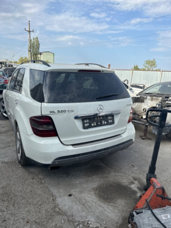 Compresor perne ,compresor airmatic Mercedes ml w164 model afirmat