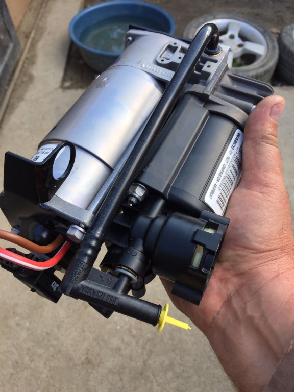 Compresor perne Mercedes CLS W219 Wabco original nou
