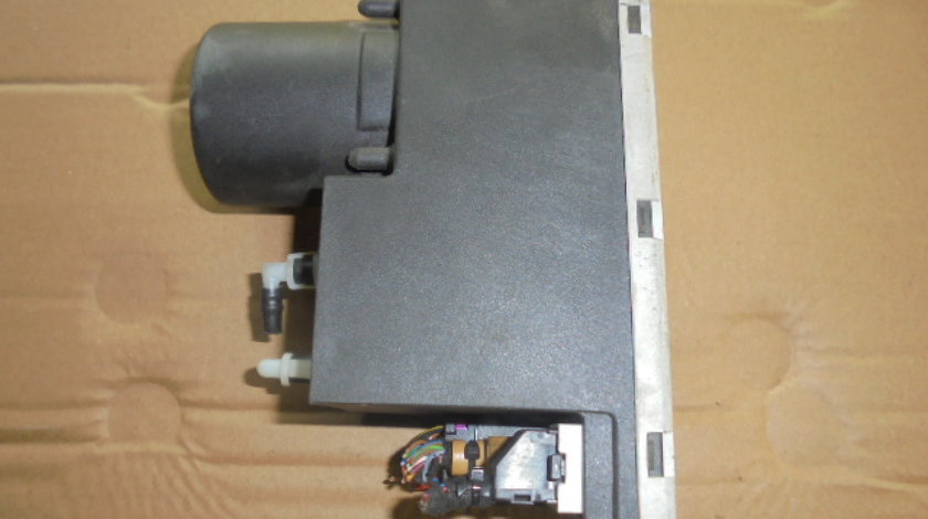 compresor sau pompa vacuum inchidere centralizata audi a4 an 2003 cod 8d0862257e