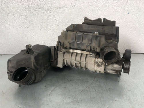 Compresor Supraalimentare Passat B6 1.4 TSI CDGA sedan 2010 (03C145851E)