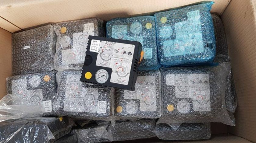 Compresor umflat roti 12V Audi A4 A5 A6 A7 A8 Q5 Q3 Q2 TT