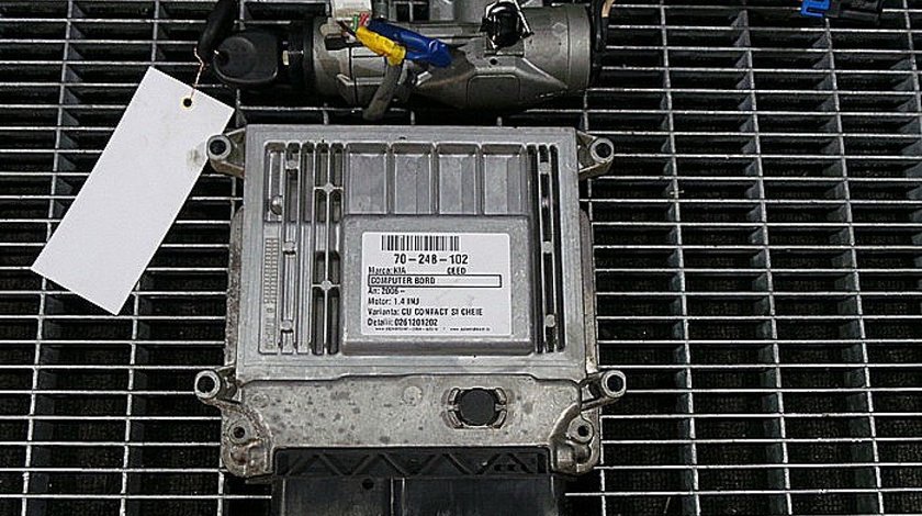 COMPUTER BORD KIA CEED CEED 1.4 INJ - (2006 None)