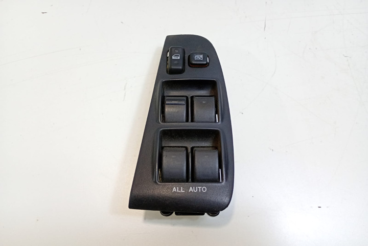 Comutator butoane geamuri electrice 8480205210 Toyota Avensis 2 T25 [facelift] [2006 - 2009]