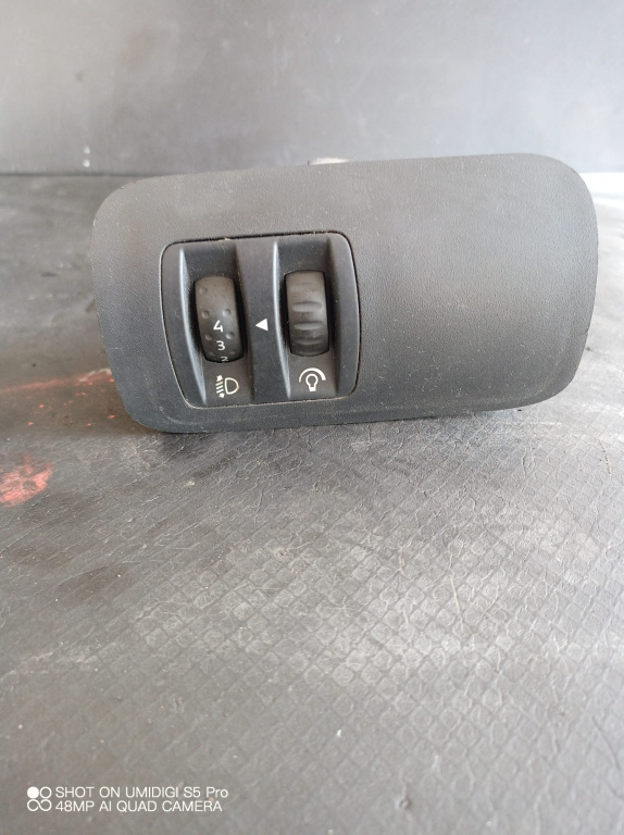 Comutator control iluminare panou , Renault Megane II COD - 820009549SB