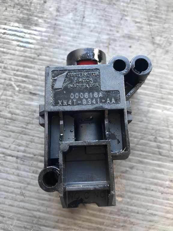 Comutator de urgenta ford transit xw4t9341aa