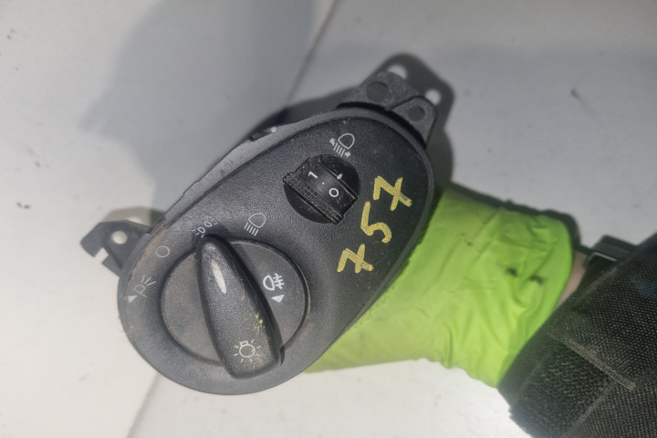 Comutator faruri 98AG 13A024 CH Ford Focus [1998 - 2004]