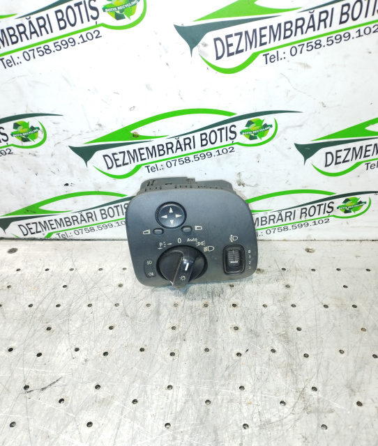 Comutator faruri A 203 545 06 04 Mercedes-Benz C-Class W203/S203/CL203 [2000 - 2004] Sedan 4-usi C220 CDI MT (143 hp)