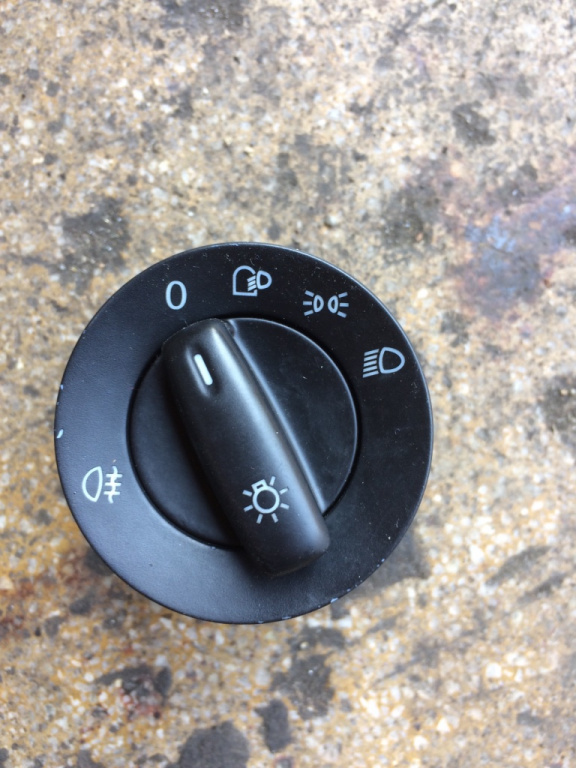 Comutator faruri Volkswagen VW Jetta 5 [2005 - 2011] Sedan 4-usi 2.0 TDI MT (140 hp) (1K2)