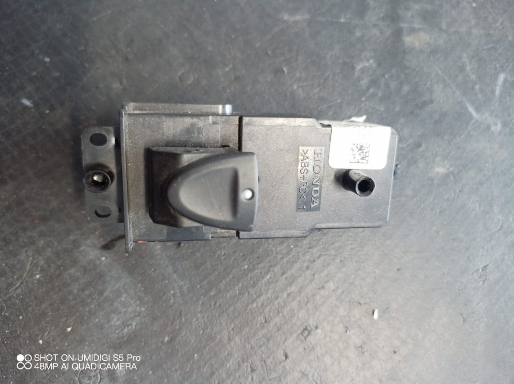 Comutator geam pasager spate , Honda Civic MK8 NSR COD- 83790SMGE020UHS