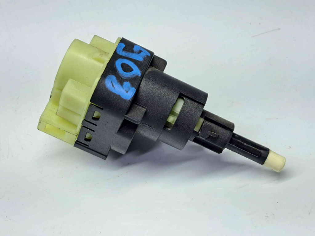 Comutator lumini frana Audi A6 (4F2, C6) [Fabr 2004-2010] 1K2945511 2.7 TDI BPP 132KW / 180CP