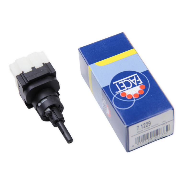 Comutator Lumini Frana Facet Skoda Superb 1 2001-2008 7.1229