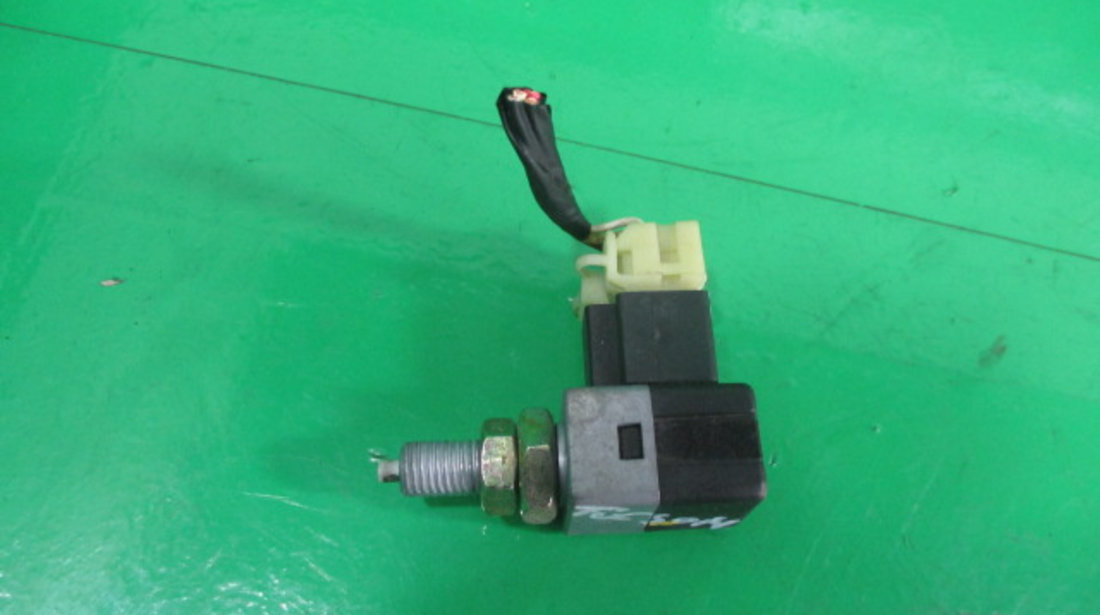 COMUTATOR PEDALA FRANA / SWITCH LUMINI FRANA COD 93810-38100 HYUNDAI TUCSON FAB. 2004 - 2010 ⭐⭐⭐⭐⭐