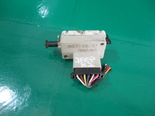COMUTATOR PEDALA FRANA / SWITCH LUMINI FRANA COD 56045043AG JEEP CHEROKEE KJ FAB. 2001 - 2008 ⭐⭐...