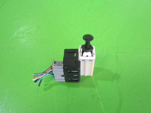 COMUTATOR PEDALA FRANA / SWITCH LUMINI FRANA JEEP GRAND CHEROKEE 3 4x4 FAB. 2006 - 2011 ⭐⭐⭐⭐...