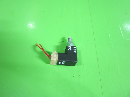 COMUTATOR PEDALA FRANA / SWITCH LUMINI FRANA HYUNDAI I30 FD FAB. 2007 - 2012 ⭐⭐⭐⭐⭐