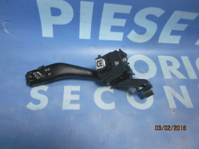 Comutator semnal-faza lunga Seat Leon ; 1K0953513