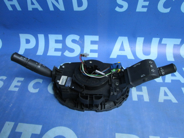 Comutator semnal-stergatoare Renault Megane ; 8200213760