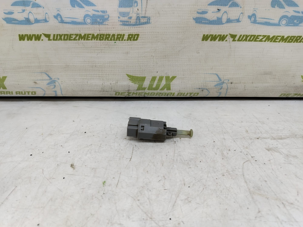 Comutator senzor pedala frana Ga2c 6649y Mazda 626 GF [facelift] [1999 - 2002] 2.0 DITD RF
