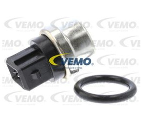 Comutator temperatura ventilator radiator V15-99-1952 ( LICHIDARE DE STOC)