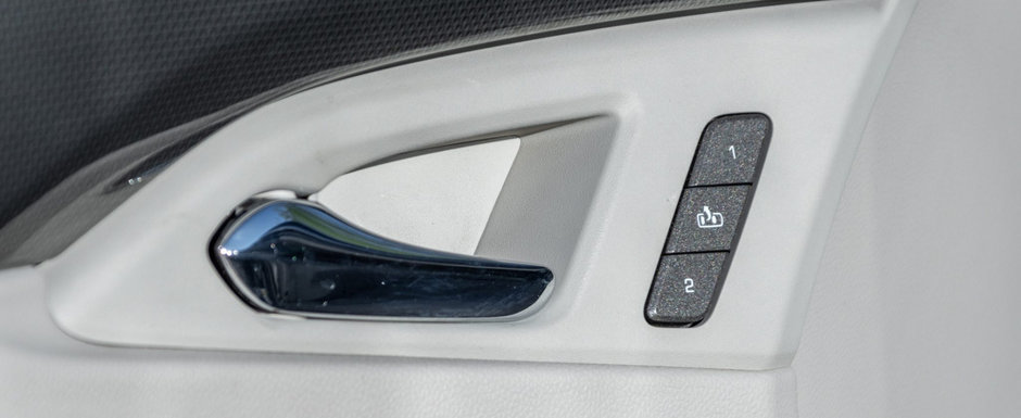 Concureaza cu BMW M5, dar pentru multi e o necunoscuta. Masina din 2009 are motor de 556 de cai si scaune cu memorie Concureaza cu BMW M5, dar pentru multi e o necunoscuta. Masina din 2009 are motor de 556 de cai si scaune cu memorie