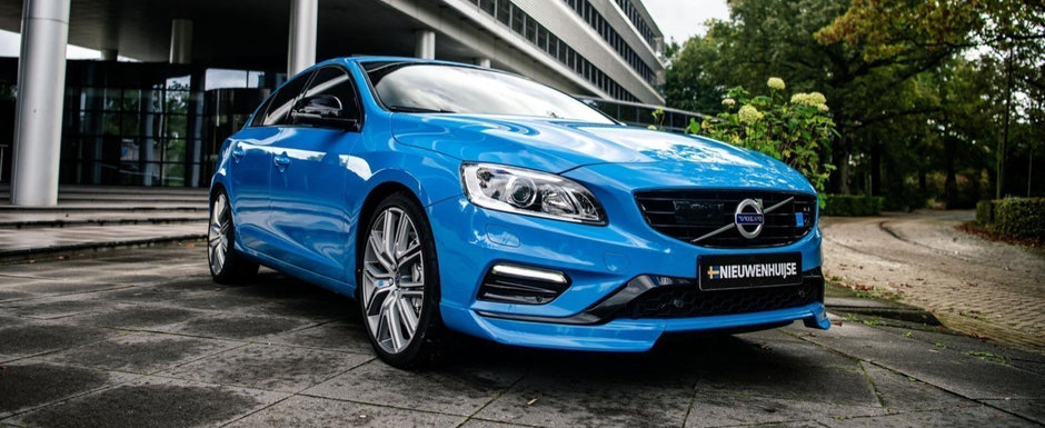 Concureaza cu BMW Seria 3, dar pentru multi e doar o mare necunoscuta. Masina din 2016 are un motor de 2.0 litri si 367 CP si 4x4 in standard Concureaza cu BMW Seria 3, dar pentru multi e doar o mare necunoscuta. Masina din 2016 are un motor de 2.0 litri si 367 CP si 4x4 in standard