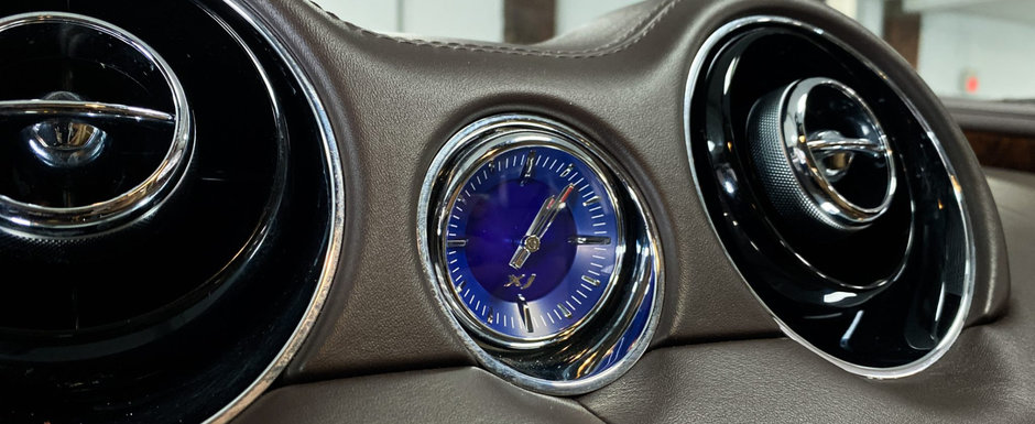 Concureaza cu Mercedes S-Class, dar pentru multi e o necunoscuta. Limuzina din 2012 are motor V8, plafon de coupe si scaune cu masaj Concureaza cu Mercedes S-Class, dar pentru multi e o necunoscuta. Limuzina din 2012 are motor V8, plafon de coupe si scaune cu masaj