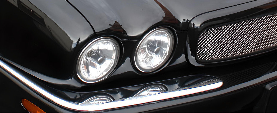 Concureaza cu Mercedes S-Class, dar pentru multi e doar o mare necunoscuta. Masina din 2001 are motor supraalimentat si instalatie audio de la Alpine Concureaza cu Mercedes S-Class, dar pentru multi e doar o mare necunoscuta. Masina din 2001 are motor supraalimentat si instalatie audio de la Alpine