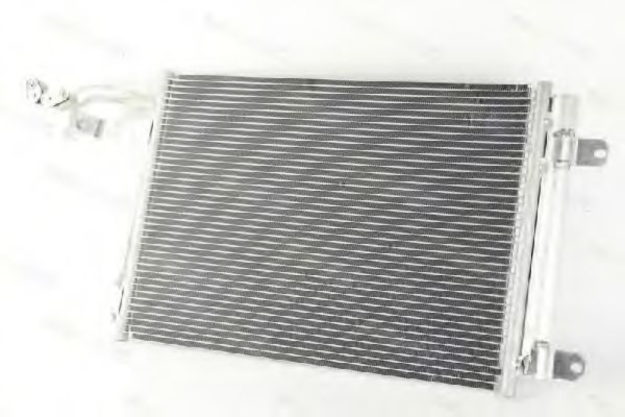 Condensator, climatizare AUDI TT Roadster (8J9) (2007 - 2014) THERMOTEC KTT110024 piesa NOUA