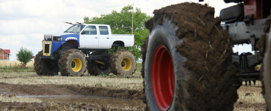 Condu un Monster Truck in Bucuresti! Iata ce trebuie sa faci ca sa zdrobesti alte masini!