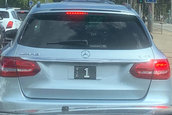 Conduce una dintre cele mai scumpe masini din lume, insa nu toti stiu acest lucru. Pentru multi este doar un alt Mercedes C-Class