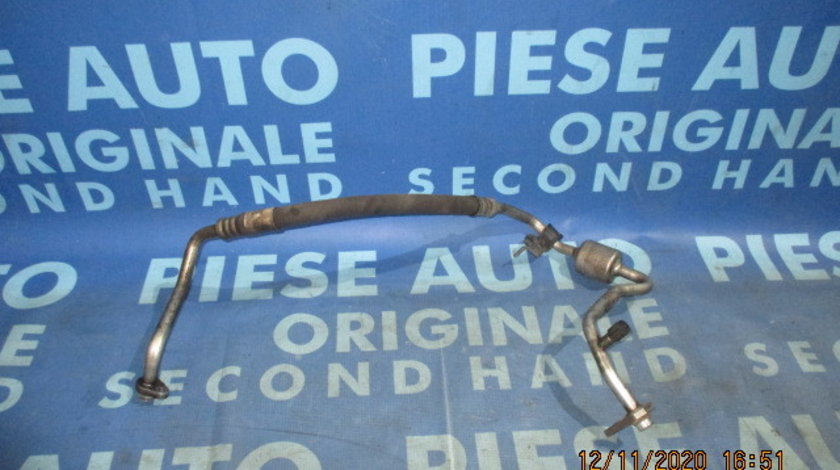 Conducta A.C Renault Clio; 8200086132