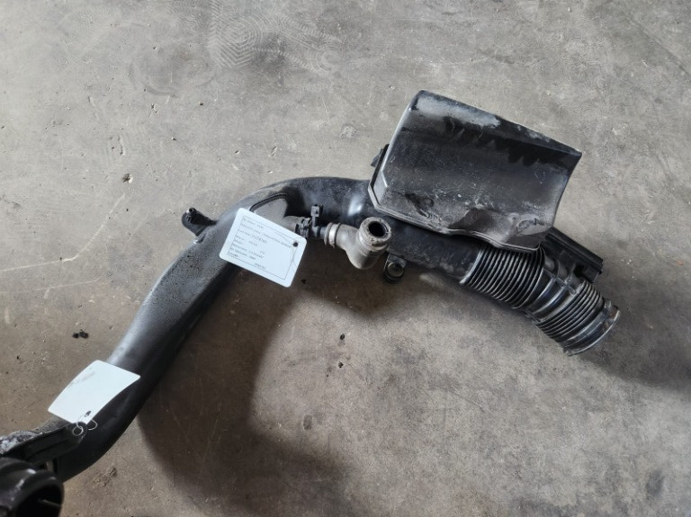 Conducta admisie Volvo V70 2.4 D5244T14 E5 2009 Cod : 31274766