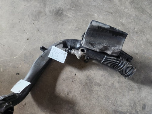 Conducta admisie Volvo V70 2.4 D5244T14 E5 2009 Cod : 31274766