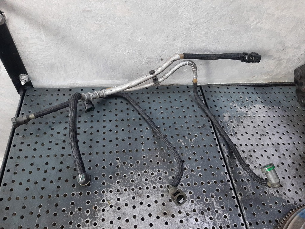 Conducta alimentare motorina 4ht 2.2 hdi peugeot 407