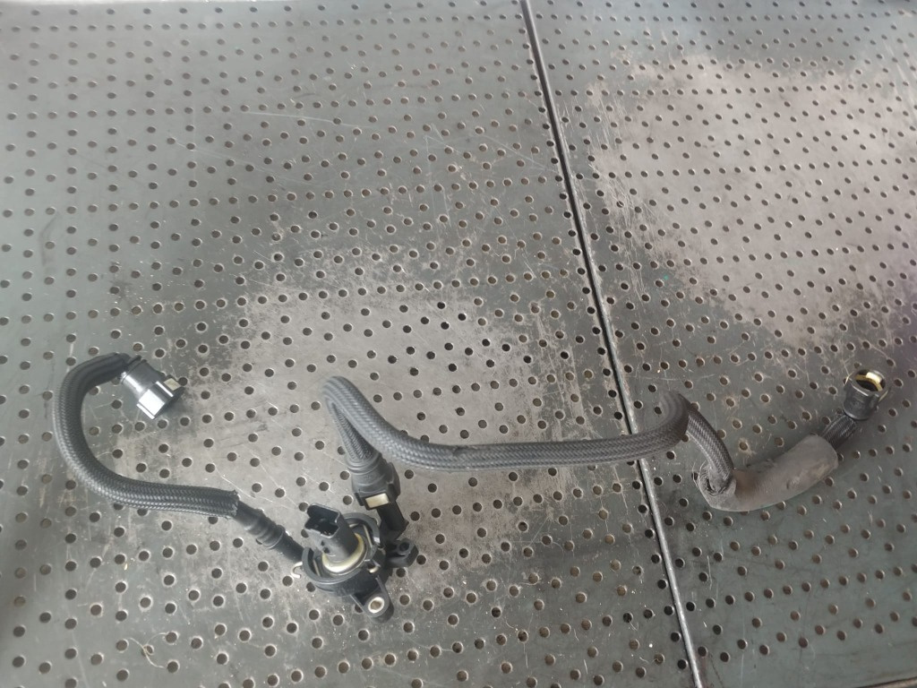 Conducta alimentare motorina cu senzor 1.6 hdi bh02 peugeot 208 citroen c3