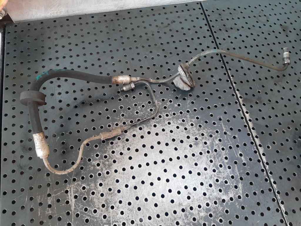 Conducta ambreiaj audi a4 b5 1.6b adp 8d1721465