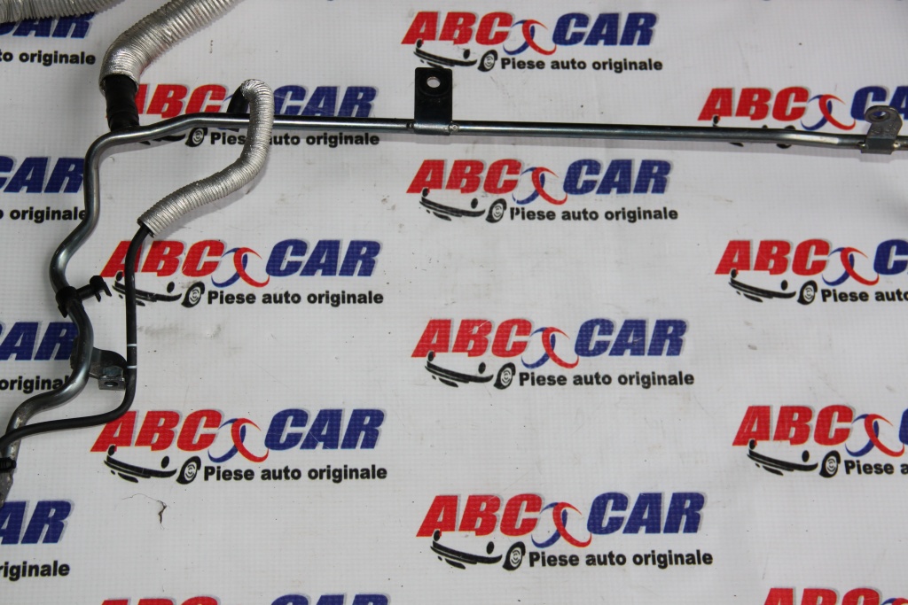 Conducta apa Audi Q3 8U 2.0 TFSI cod: 06J121075F model 2013