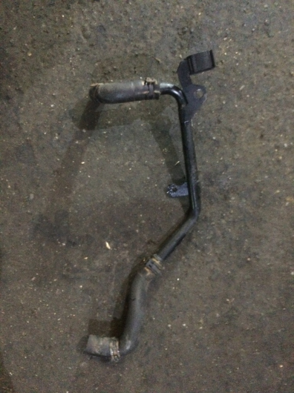 Conducta apa cu furtunuri Volkswagen VW Golf 5 [2003 - 2009] Hatchback 5-usi 1.6 FSI Tiptronic (116 hp) (1K1)