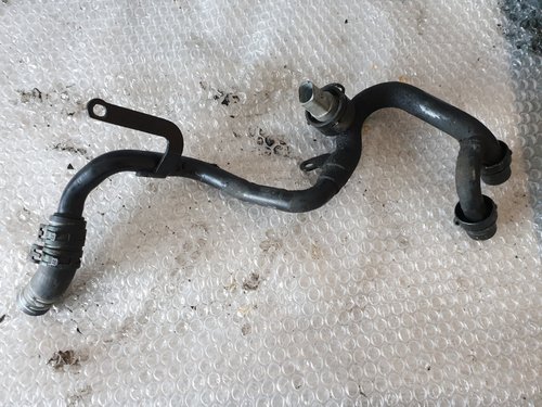 Conducta apa cu senzor audi a4 b8 2.0 tdi 059121065ah