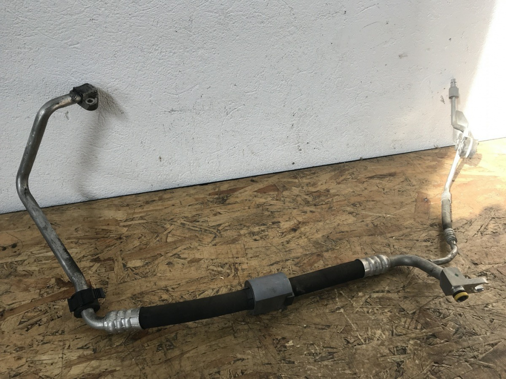 Conducta climatizare BMW E60 sedan 2009 (234982)