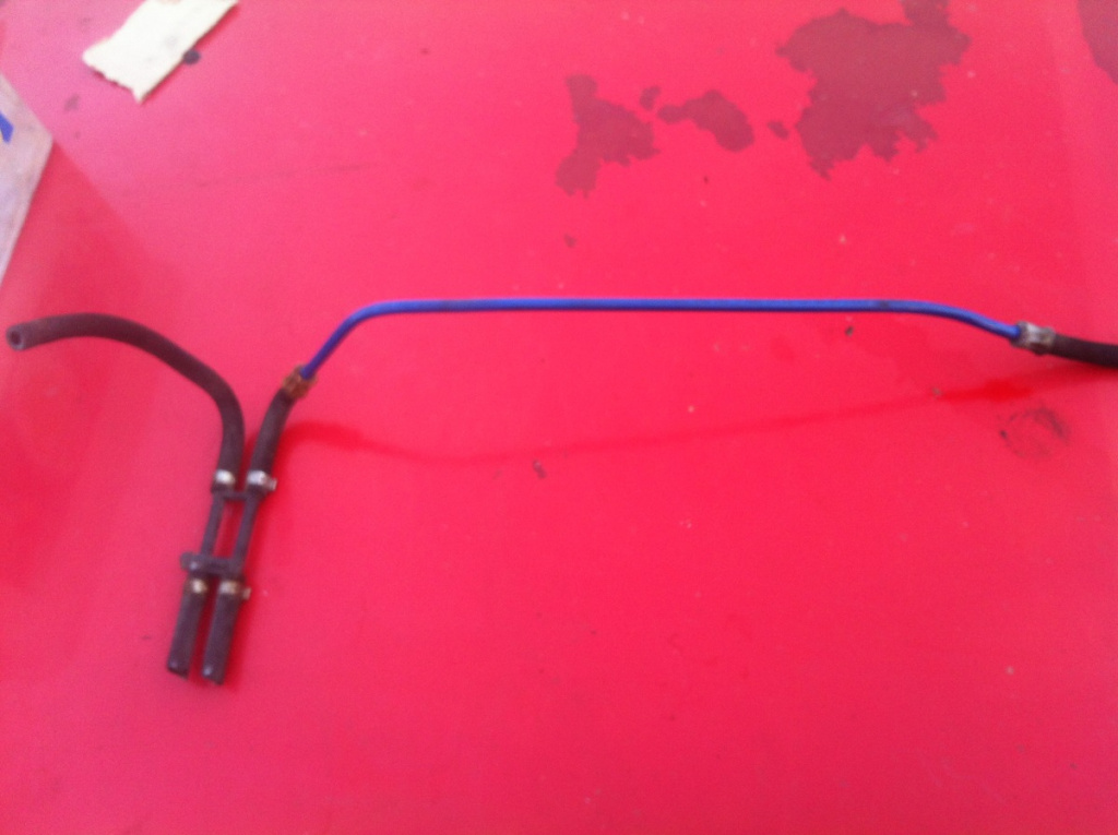 Conducta combustibil BMW Seria 3 E46 [facelift] [2001 - 2006] Sedan 330d MT (184 hp)
