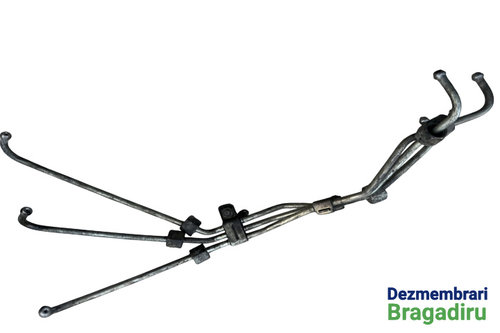 Conducta combustibil la injectoare dreapta SET-3buc Audi A6 4B/C5 [facelift] [2001 - 2004] Sedan 2.5...