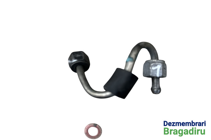Conducta combustibil la injector 1 Skoda Octavia 3 [2013 - 2017] Combi wagon 5-usi 1.6 TDI DSG (110 hp) Cod motor: CXXB, Cod cutie: RER, Cod culoare: LF8H-4K4K