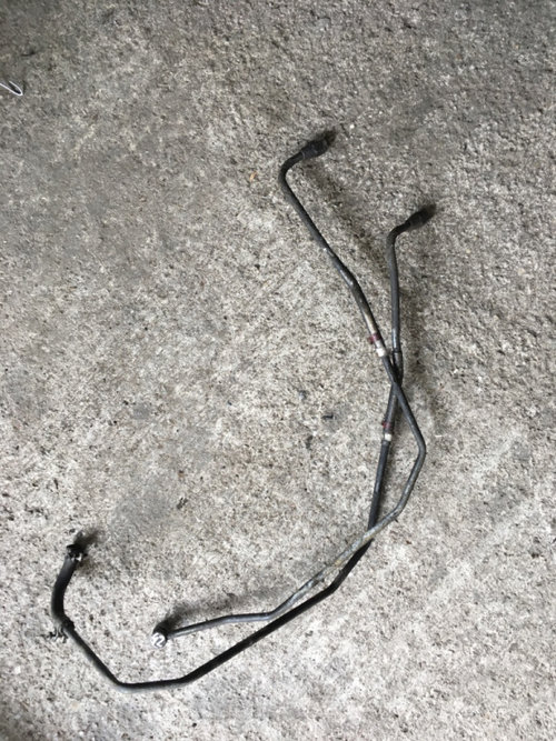 Conducta combustibil la rampa Volvo 850 [1992 - 1994] Sedan 2.5 AT (170 hp) (LS) B5254FS