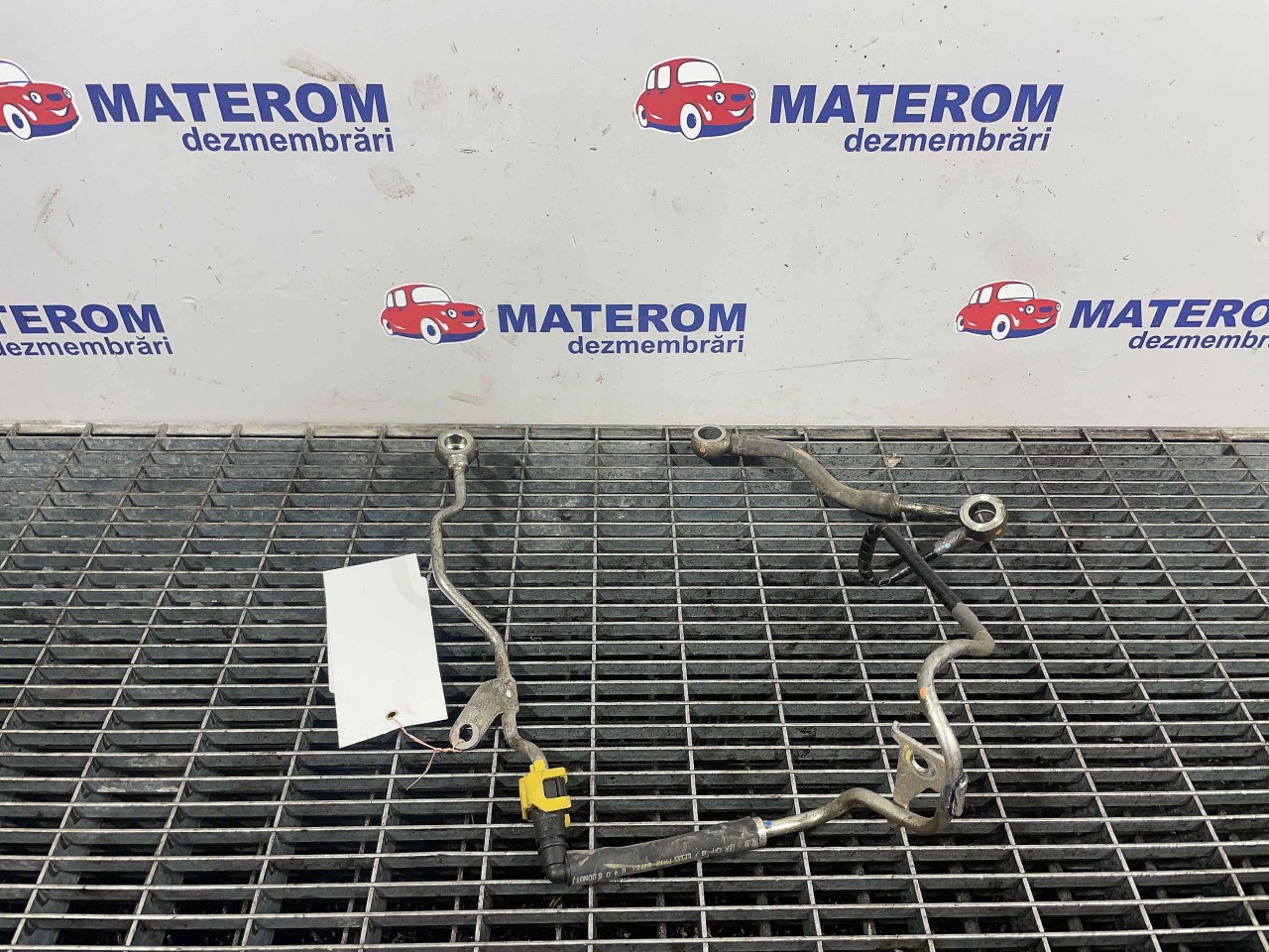 CONDUCTA COMBUSTIBIL TOYOTA HILUX 2.4 D 