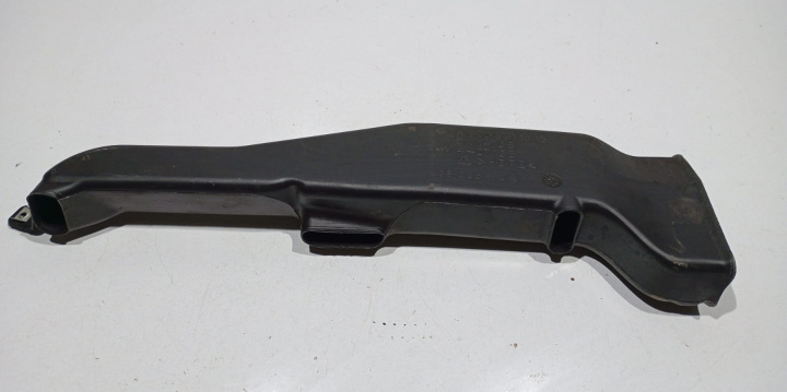 Conducta de aerisire dreapta A9068311445 Mercedes-Benz Sprinter 2 906 [2006 - 2013]