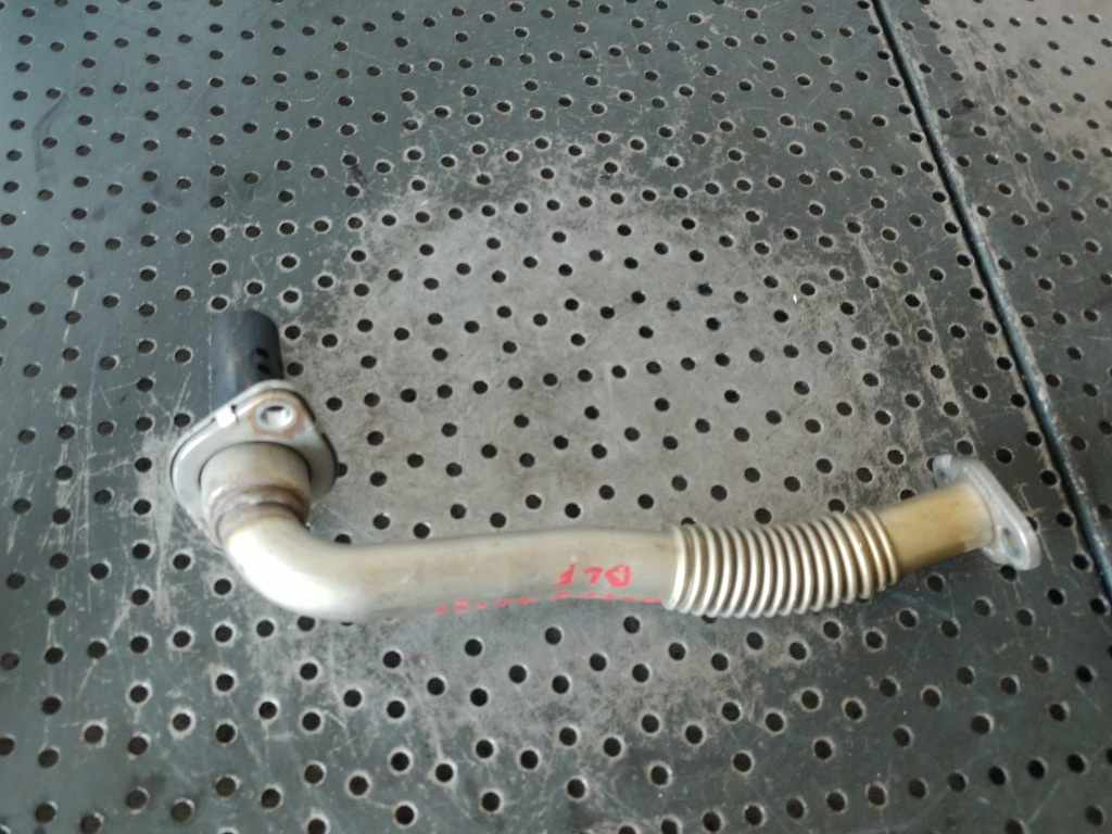 Conducta egr 1.6 fsi blf vw golf 5 audi a3 03c131521p