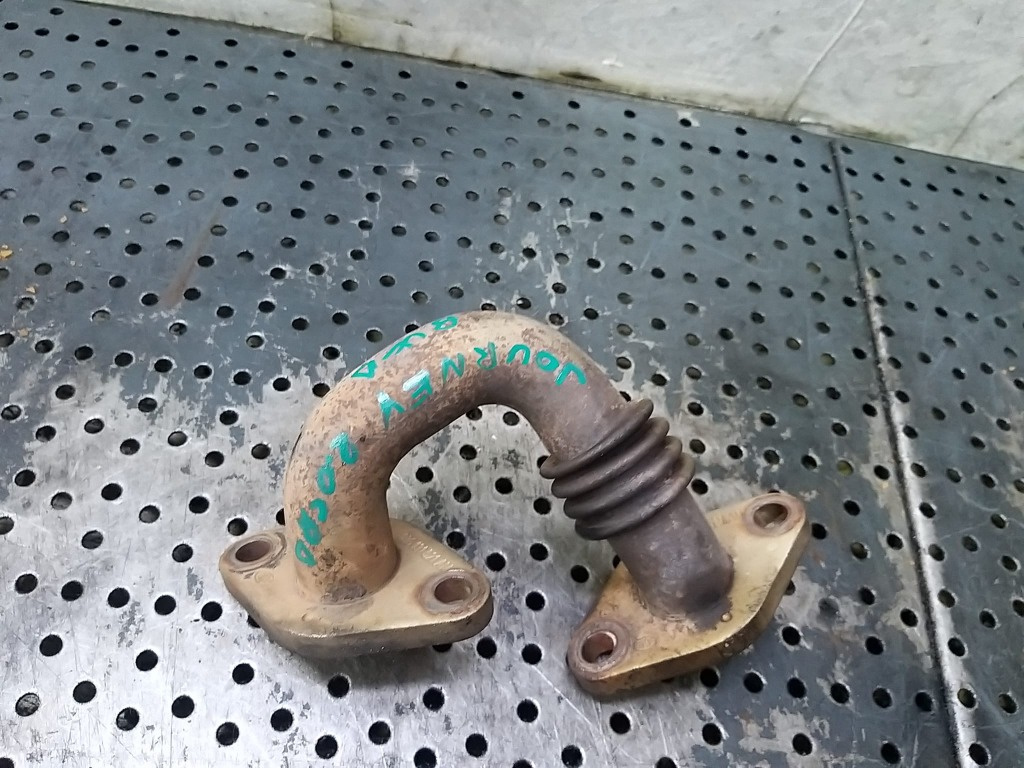 Conducta egr 2.0 crd dodge journey 03g131521am