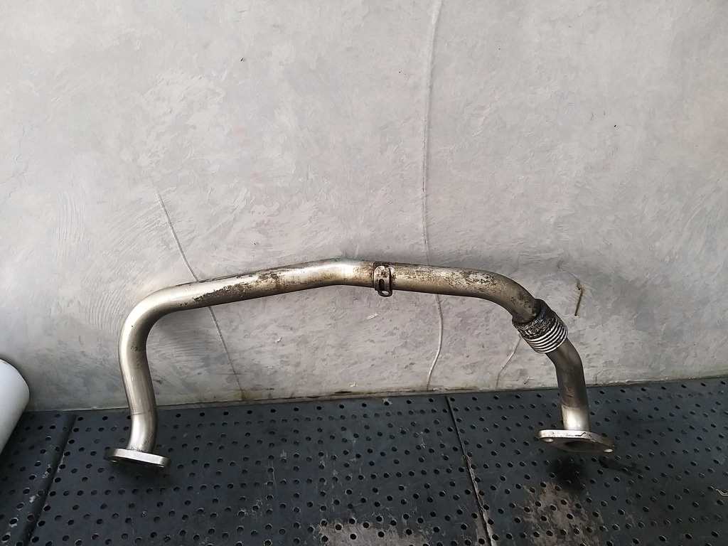 Conducta egr 2.0 tdi seat leon 1p 03g131